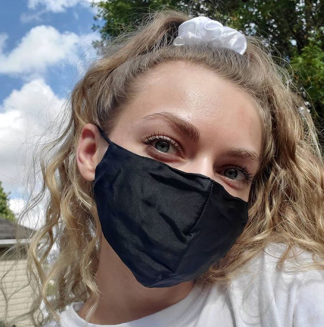 Irritated Skin? Same. Let’s Talk Dermatitis and Maskne