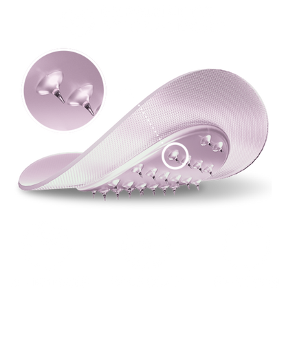 Breakout to Bright Bundle: Curved, textured hydrocolloid pad targets and lightens spots fast.